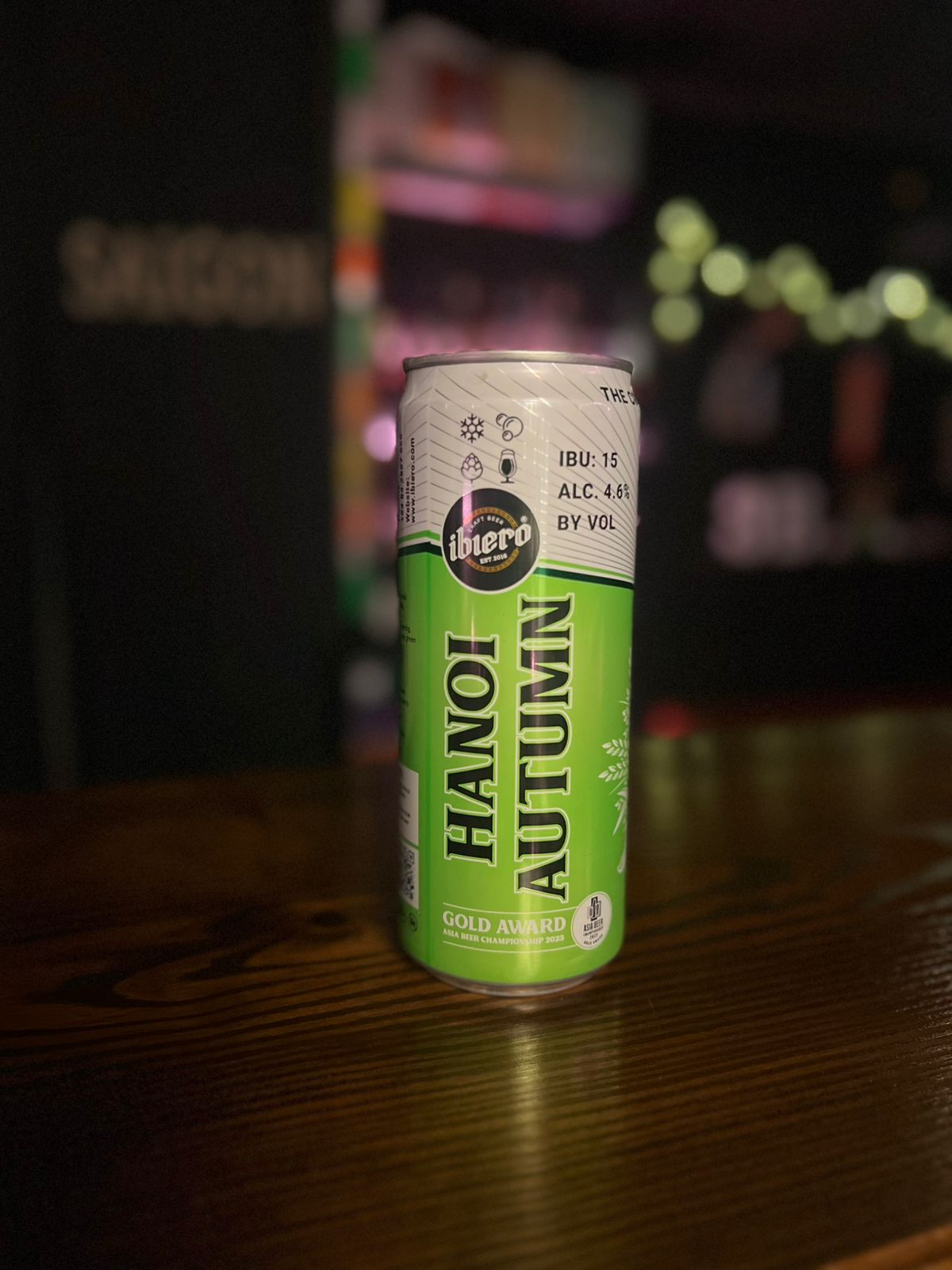 Nostalgic: Ibiero's Hanoi Autumn