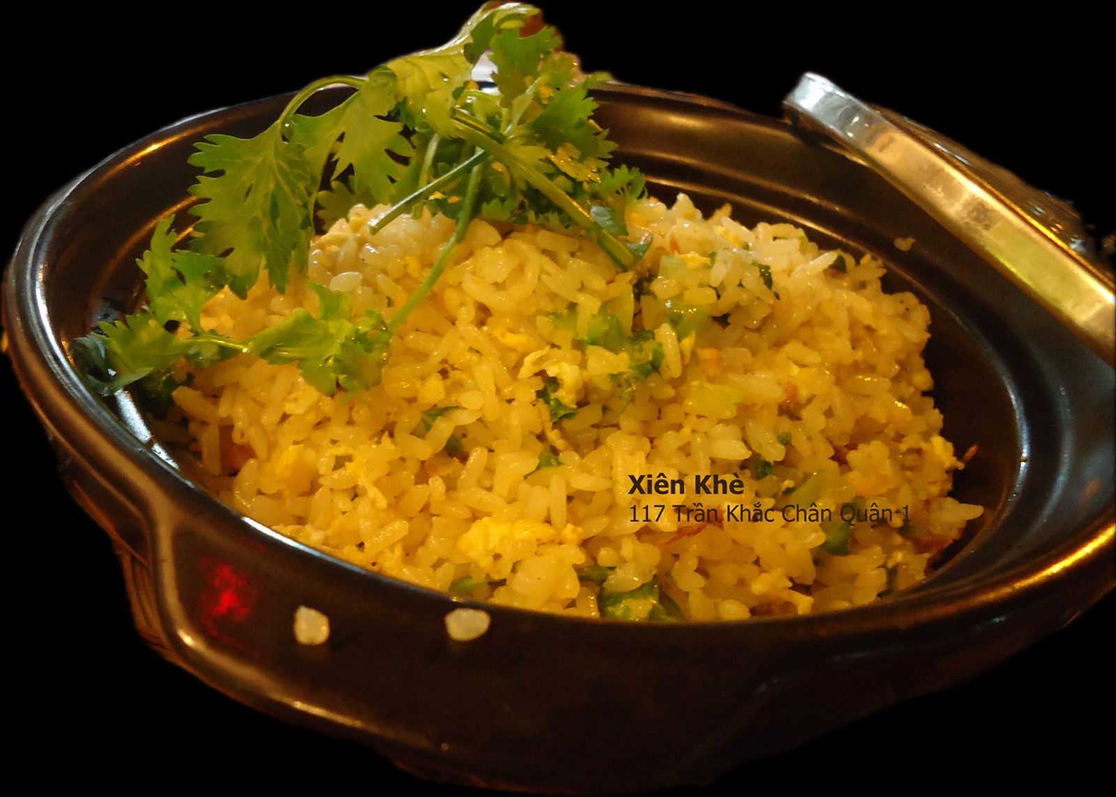 Garlic fried rice