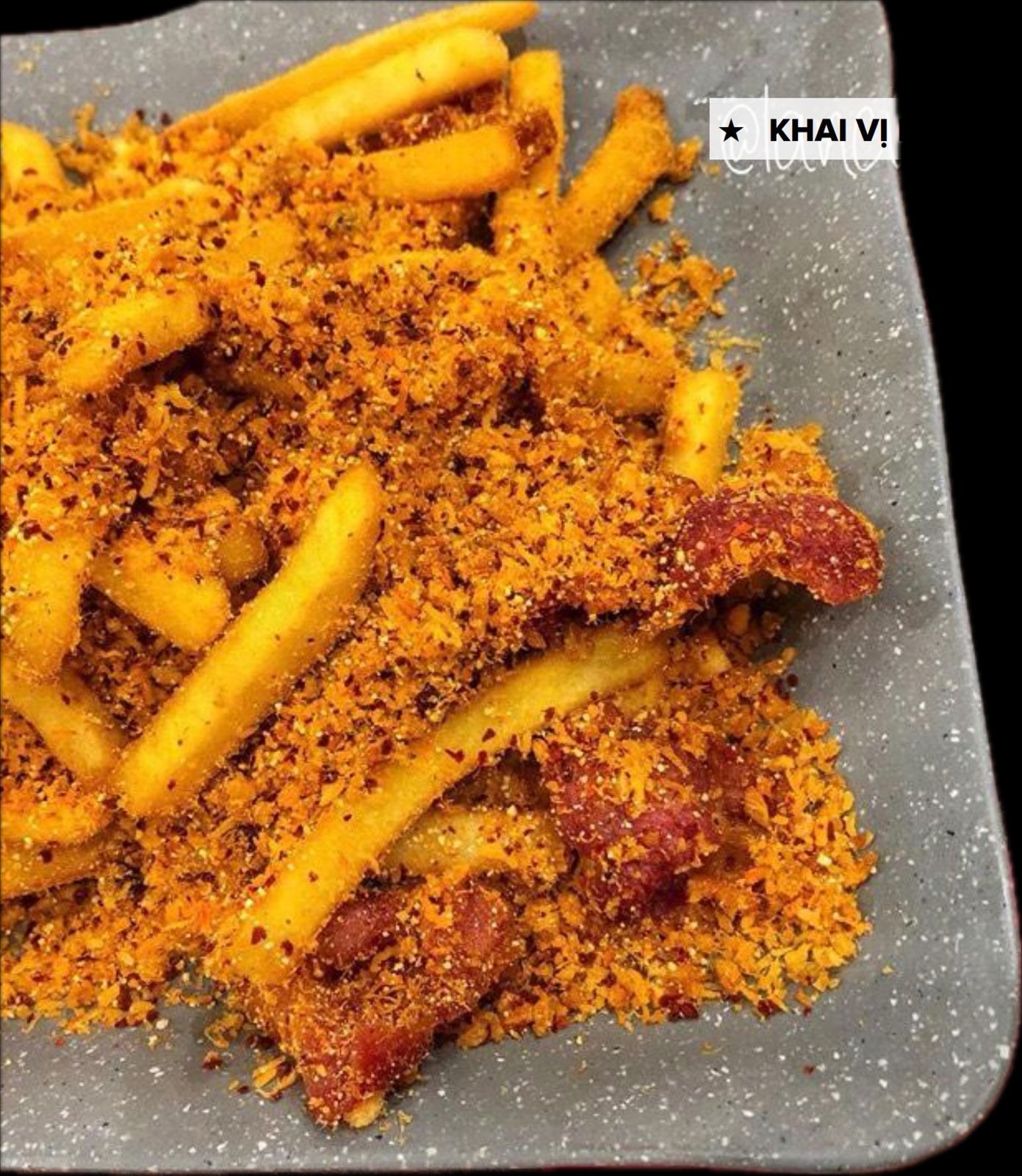 Starter: French fries, Hong Kong salt dip, crispy bacon