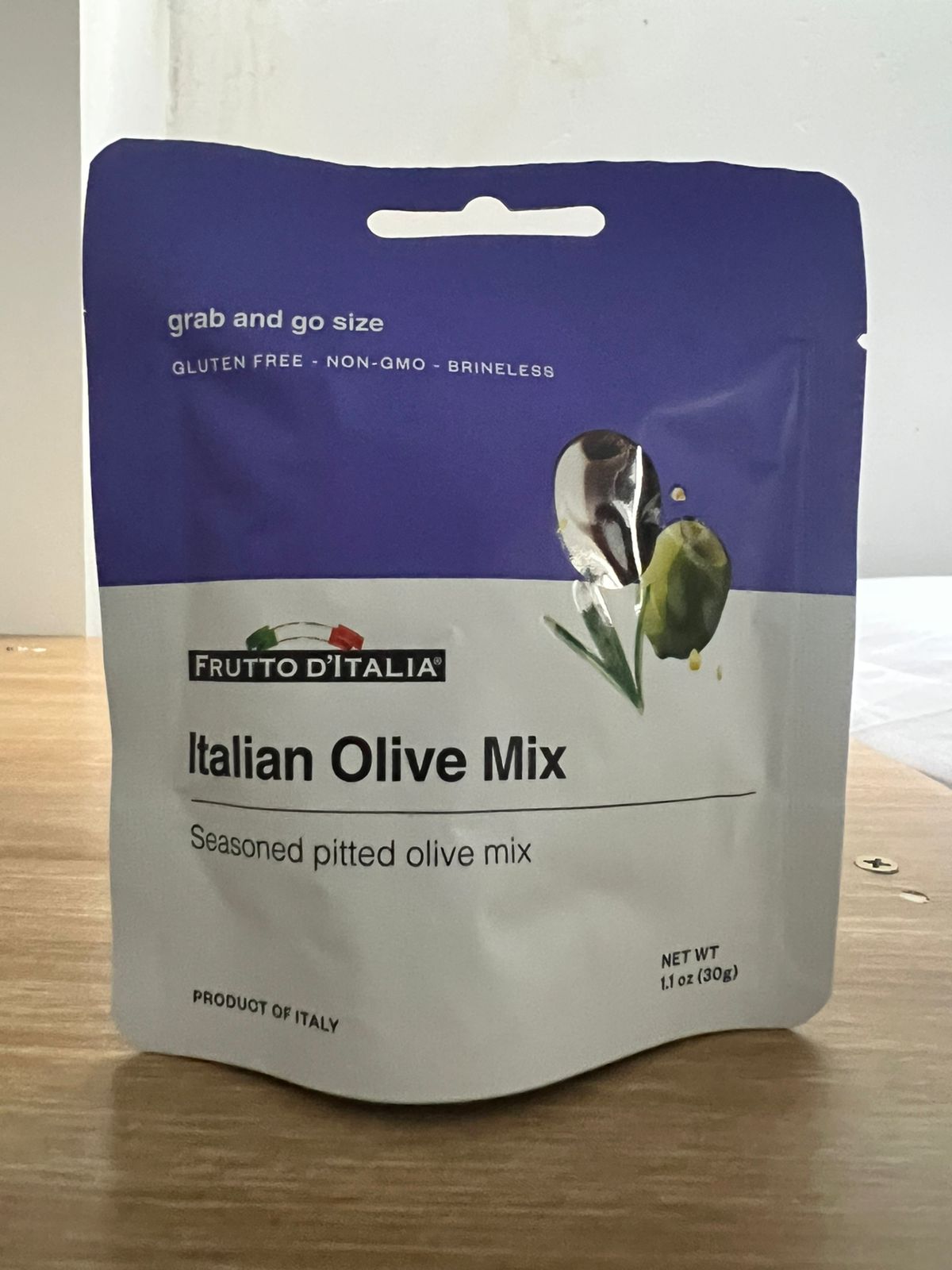 Seasoned pitted olive mix